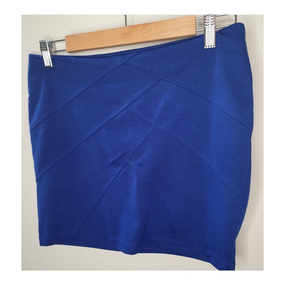 Blue patterned stretchy miniskirt